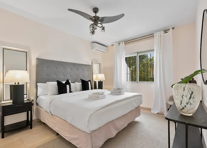 Garden 52 Puerto Banus * Μαρμπέλλα