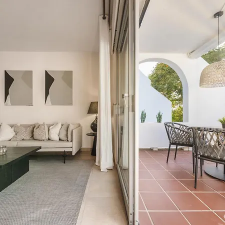 Garden 52 Puerto Banus