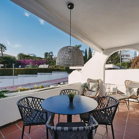 Appartamento Garden 52 Puerto Banus