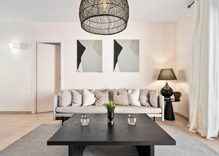Garden 52 Puerto Banus Apartment